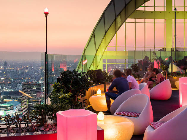 cru champagne bar bangkok