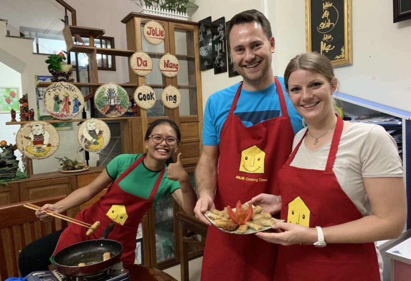 Da Nang Authentic Vietnamese Cooking Class & Highlight Tour