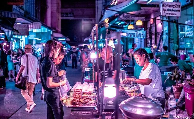 Bangkok By Night: The Ultimate Experience        