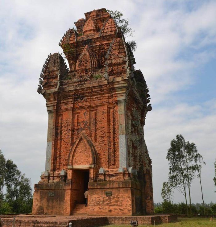Cánh Tiên Tower
