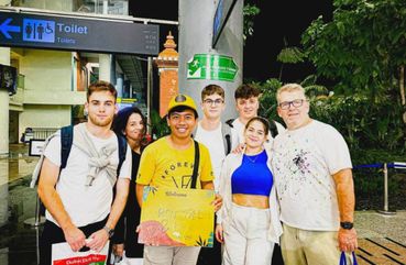 Hanoi Private Airport Pick Up Service