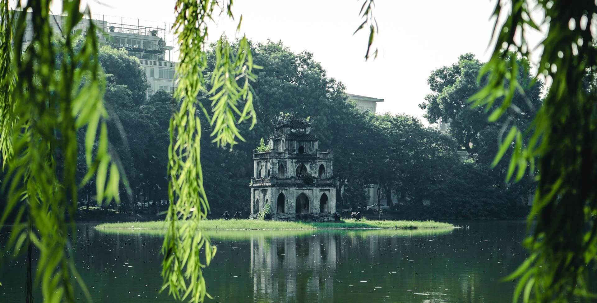 Hoàn Kiếm Lake