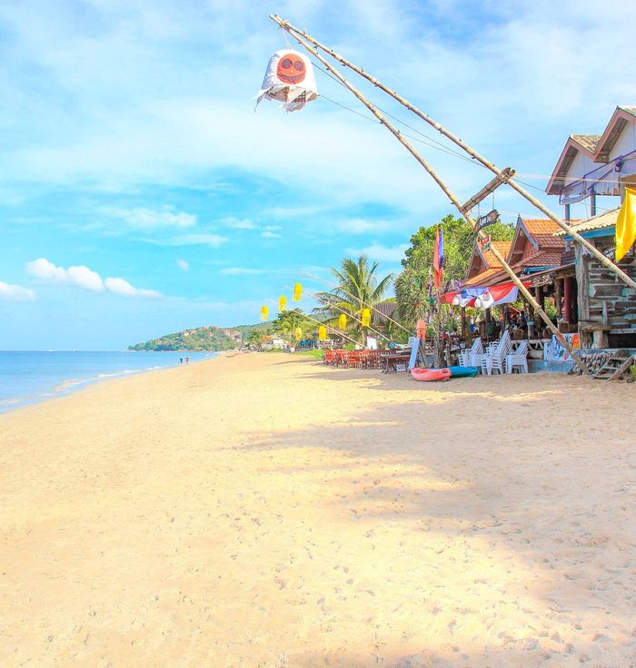 Lanta Klong Nin Beach