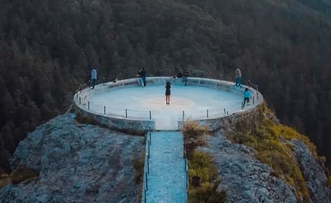 Mexico City Basaltic Prisms Tour: The Magical Fountains