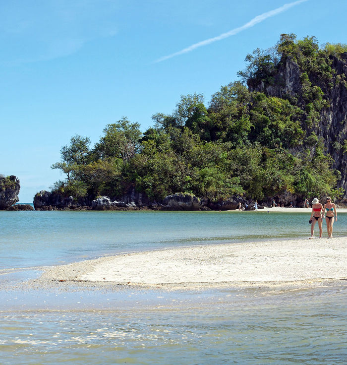 Nopharat Thara Beach