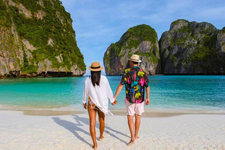 Krabi: Phi Phi Islands Instagram Tour (Private Speedboat)   
