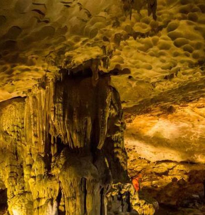 Sung Sot Cave