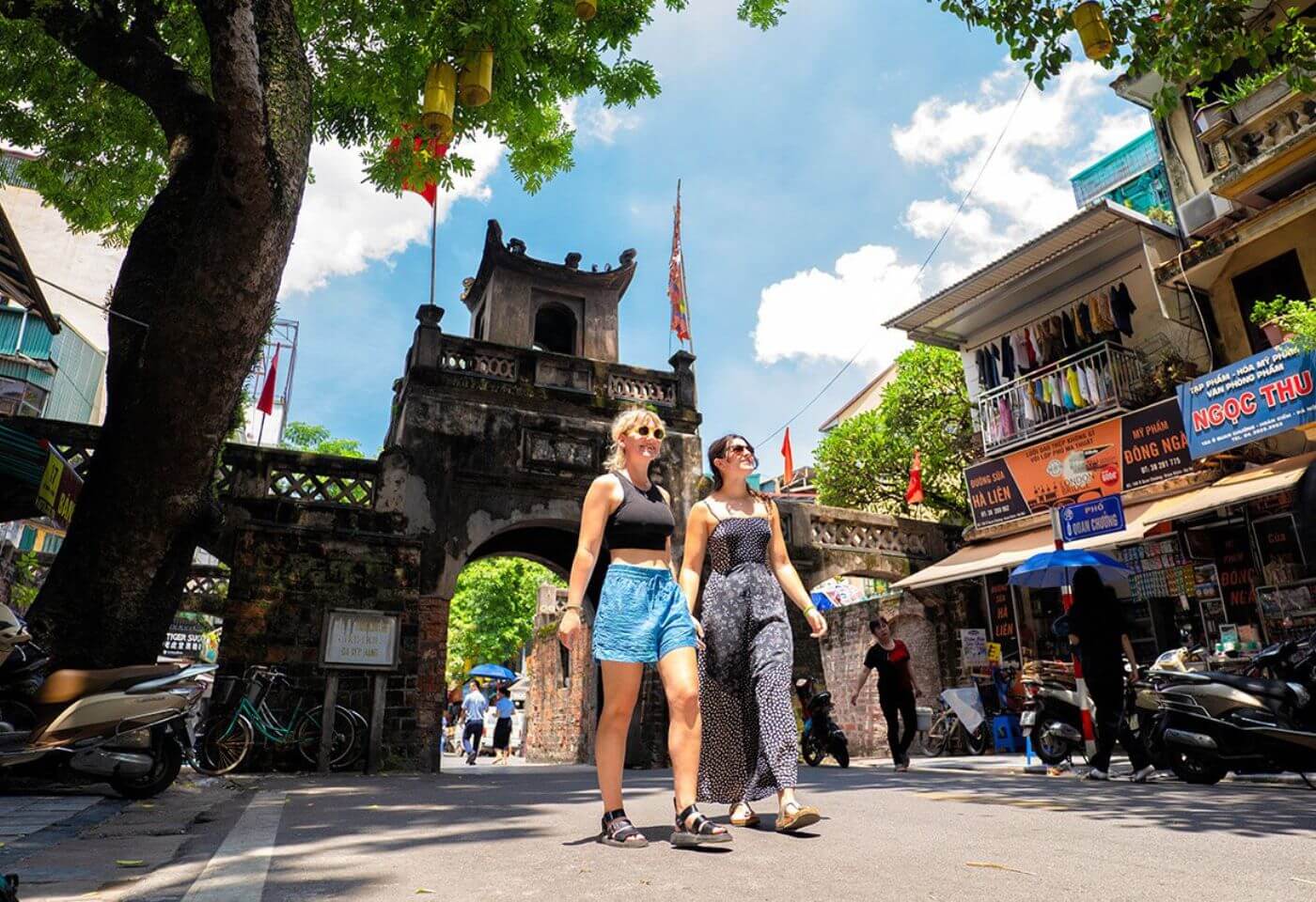 The Real Hanoi: The Old Quarter Walking Experience    