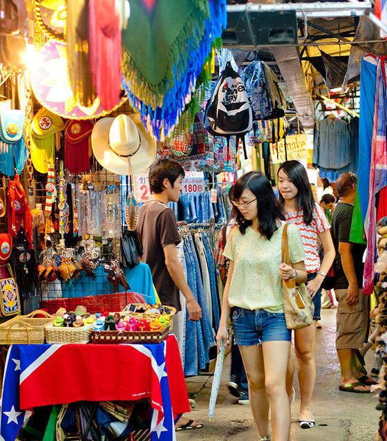 Visit a A local Market in Bang Chak