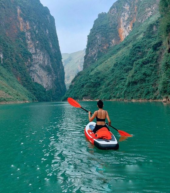 Luon caves, Halong Bay, Vietnam