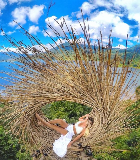 Wanagiri Hidden Hill, Instagram Tour bird nest