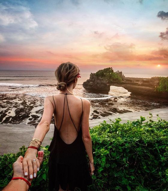 Instagram tour to Tanah Lot Temple, Bali