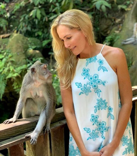 Photos with a monkey in Bali