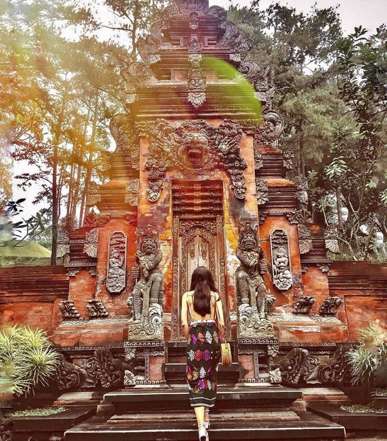 Tirta Empul, Bali