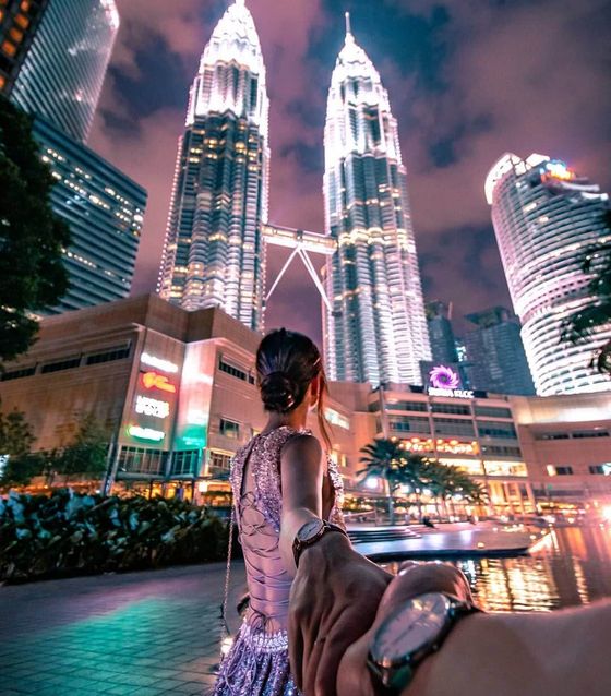 Petronas Twin Towers, Instagram Tour