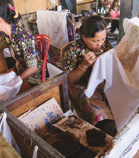 Traditional weaving in bali