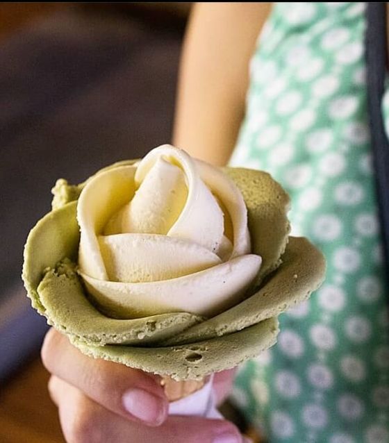 Rose Ice Cream, Saigon