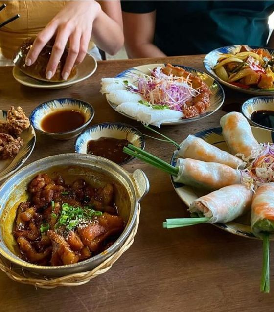Delicious local Vietnamese food