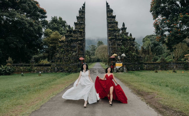 VIP Flying Dress Ubud Photoshoot   