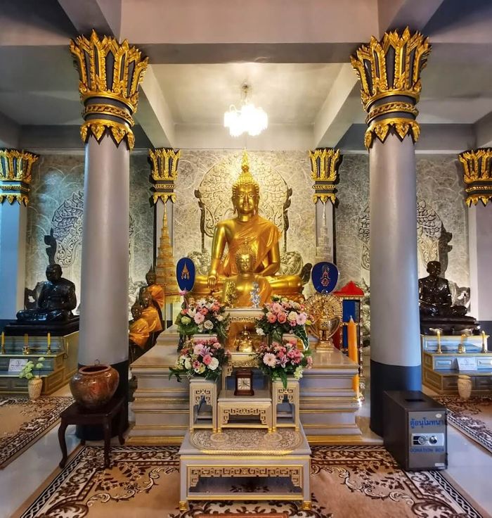 Wat Khao Hua Chuk Pagoda