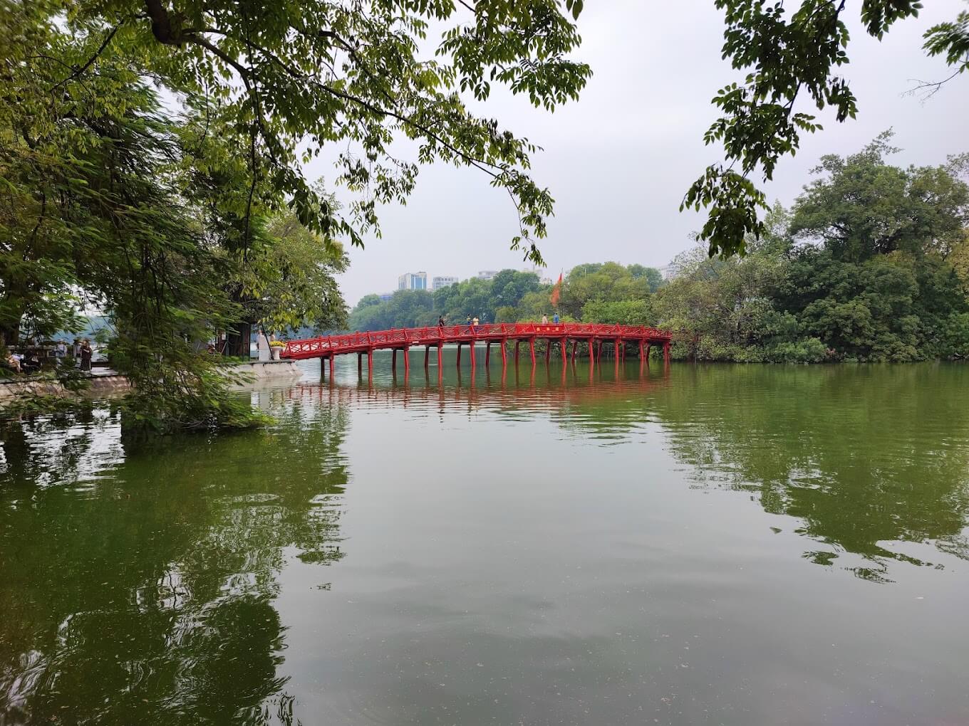 Welcoming Morning Sunlight Bridge (Huc Bridge)